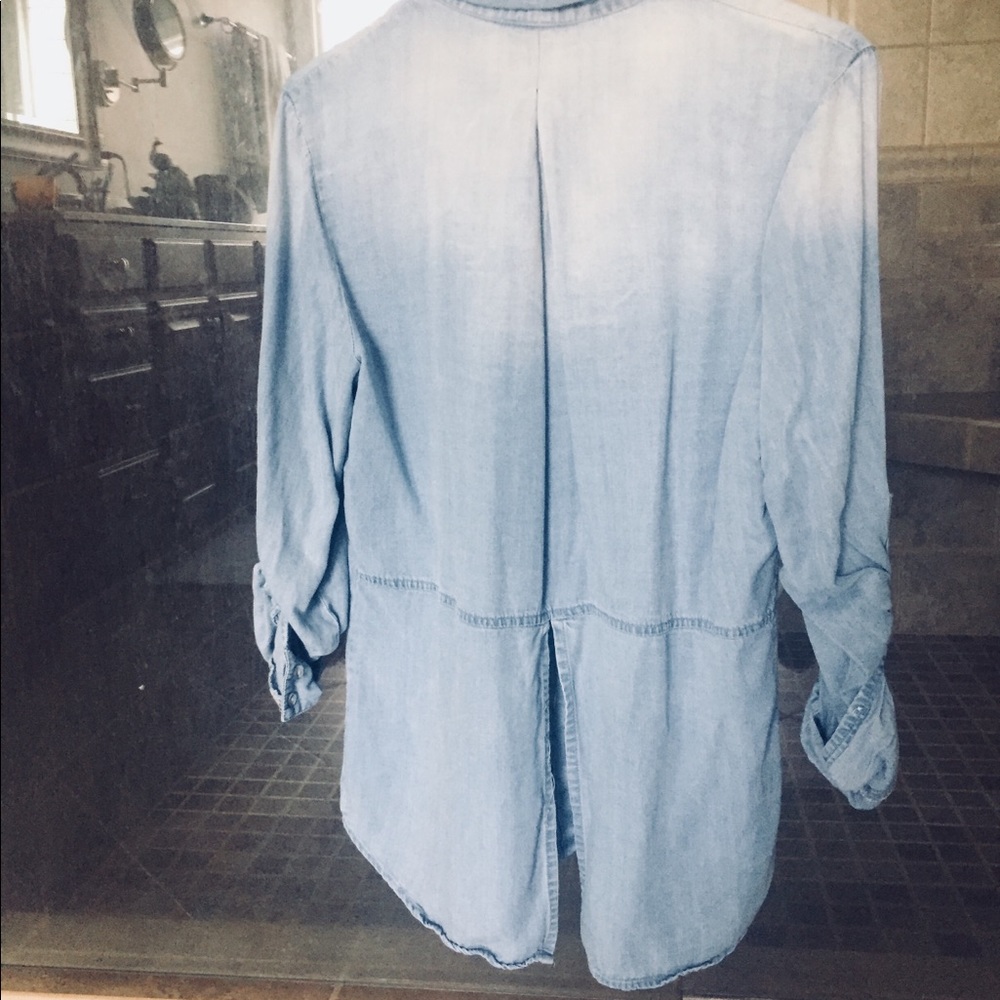 Jean button down - Picture 3 of 3